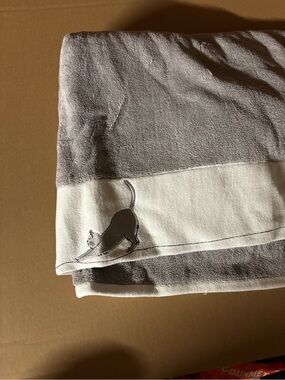 Signature Grey and White Embroidered Cat Bathroom Set
